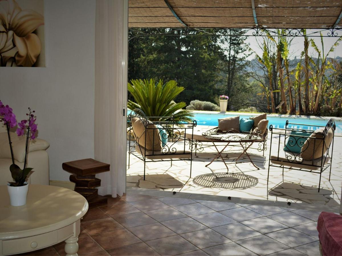 Peaceful Villa In Saint Paul De Vence With Pool Exterior photo